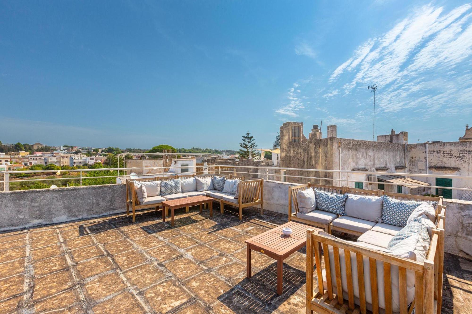 Palazzo San Giovanni モルチャーノ・ディ・レウカ エクステリア 写真